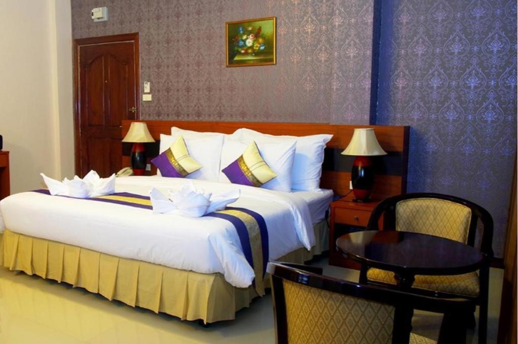 Sirimathani Hotel Loei Ngoại thất bức ảnh