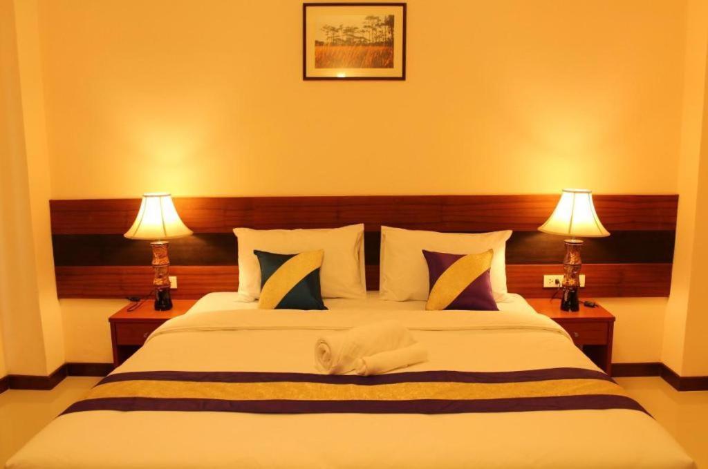 Sirimathani Hotel Loei Ngoại thất bức ảnh