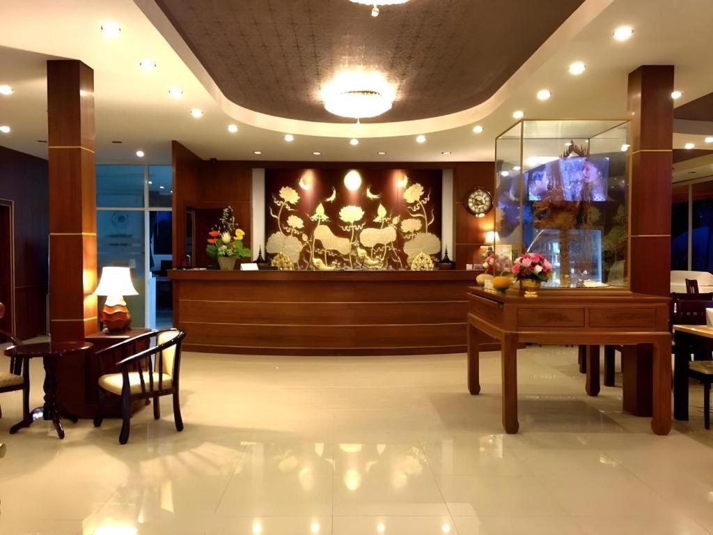 Sirimathani Hotel Loei Ngoại thất bức ảnh