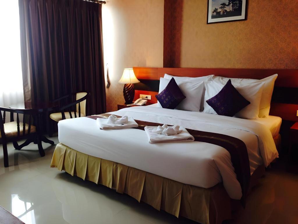 Sirimathani Hotel Loei Ngoại thất bức ảnh