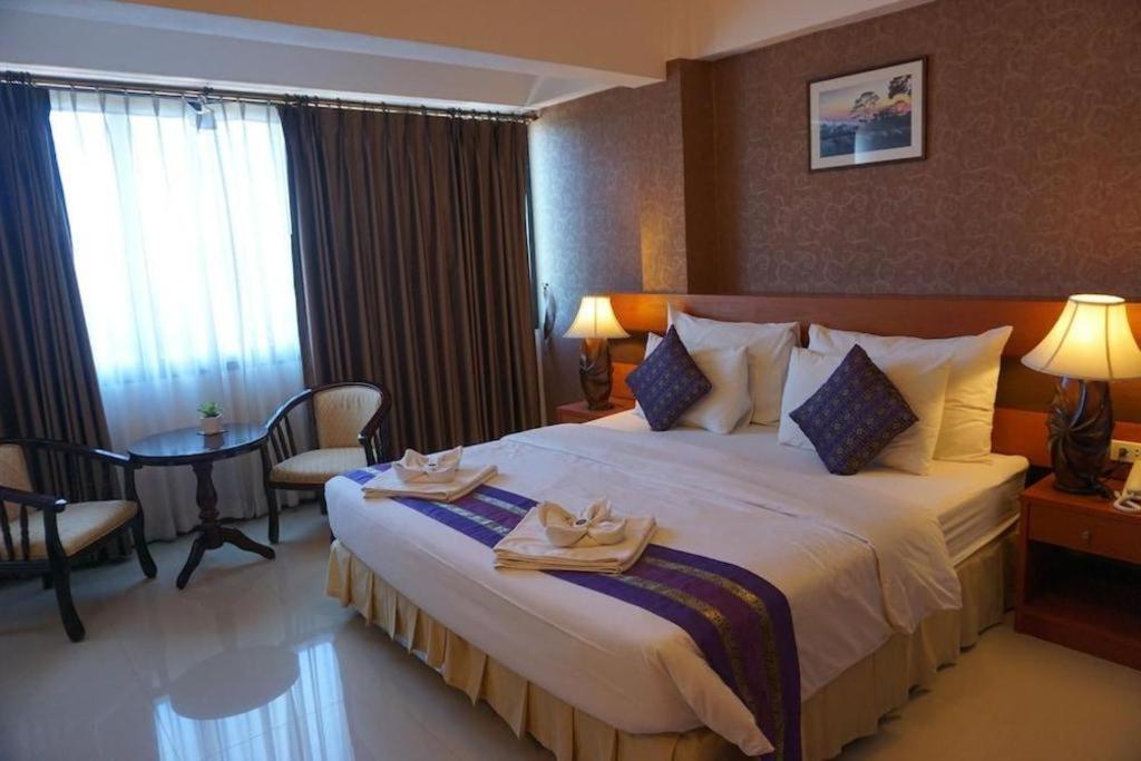 Sirimathani Hotel Loei Ngoại thất bức ảnh