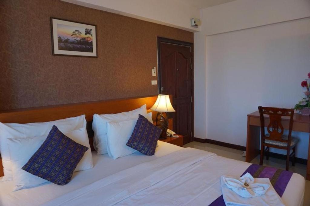 Sirimathani Hotel Loei Ngoại thất bức ảnh