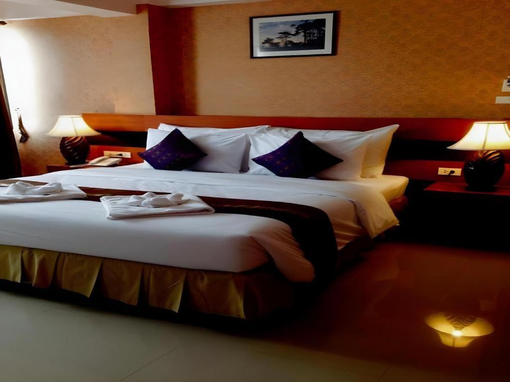 Sirimathani Hotel Loei Ngoại thất bức ảnh