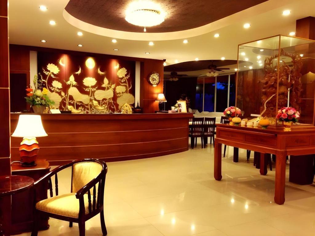 Sirimathani Hotel Loei Ngoại thất bức ảnh